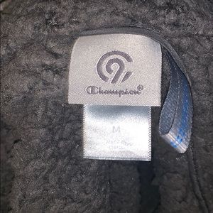 Fitted Champion hoodie with water resistant zipper